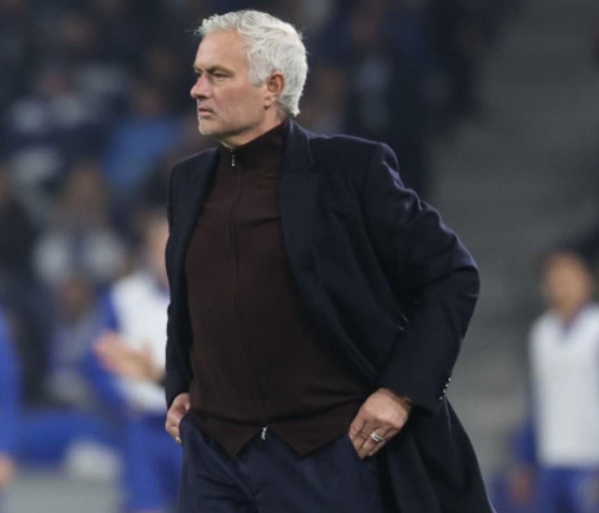 开云体育app官网下载-穆里尼奥：波尔图没有组织出有效的进攻；我永远不会放弃赢球